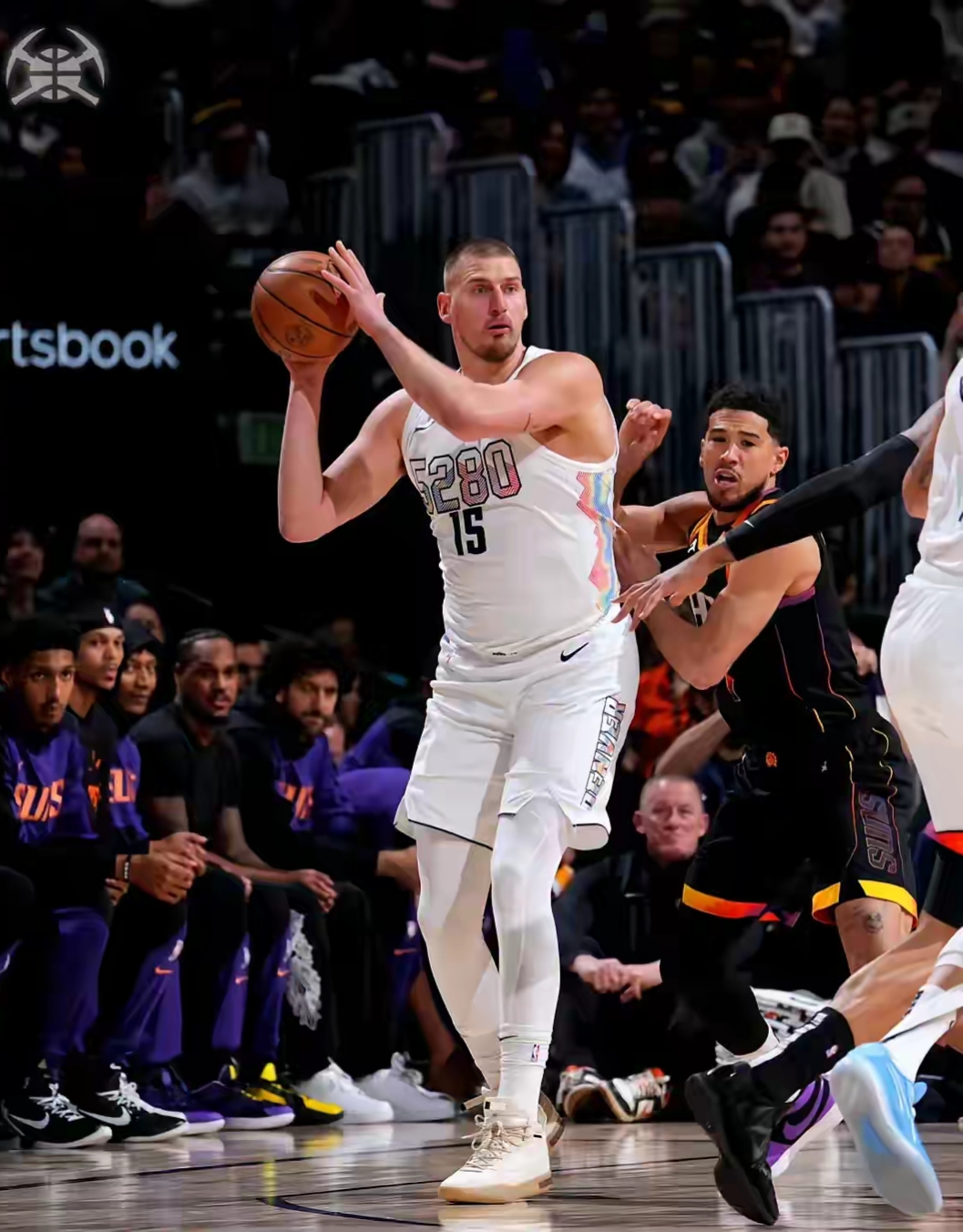 九游官方入口 -转折点！华盛顿奇才更衣室发声；NBA常规赛清晨攻防权衡；话题不断；阵容厚度经受考验的简单介绍